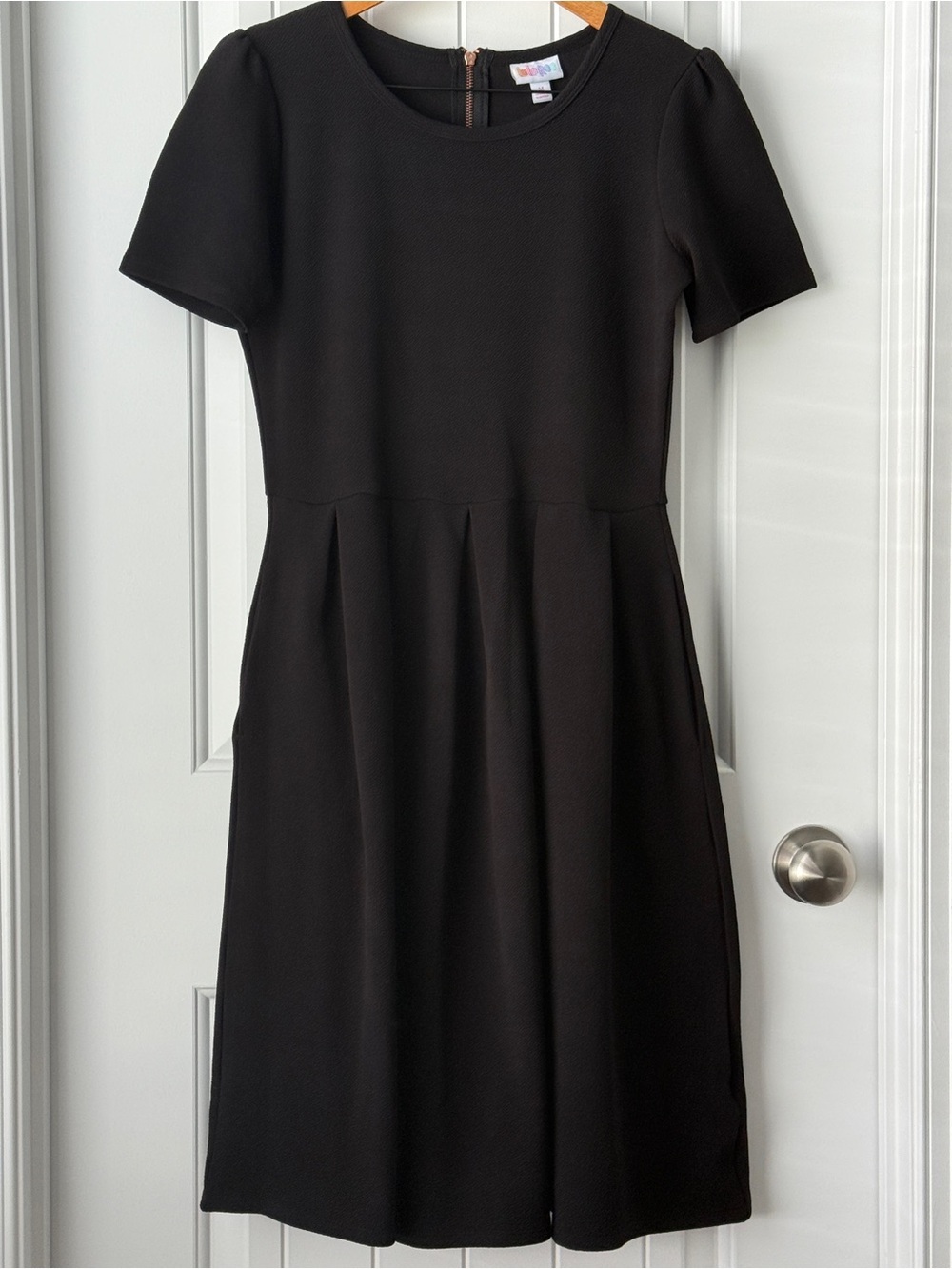 LulaRoe Women’s Classic Black Dress Size M